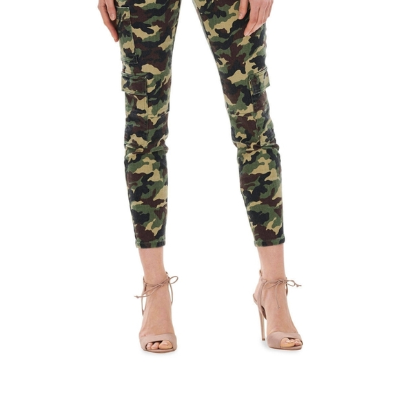 Blue Revival Teddy Cargo Skinny Ankle Camo pants - Picture 2 of 16